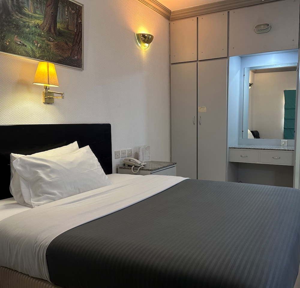 Standard Room photo 3