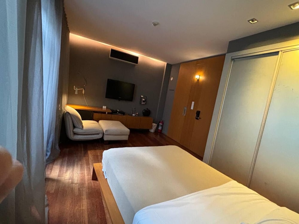 Premium Double Room, Non Smoking, Balcony