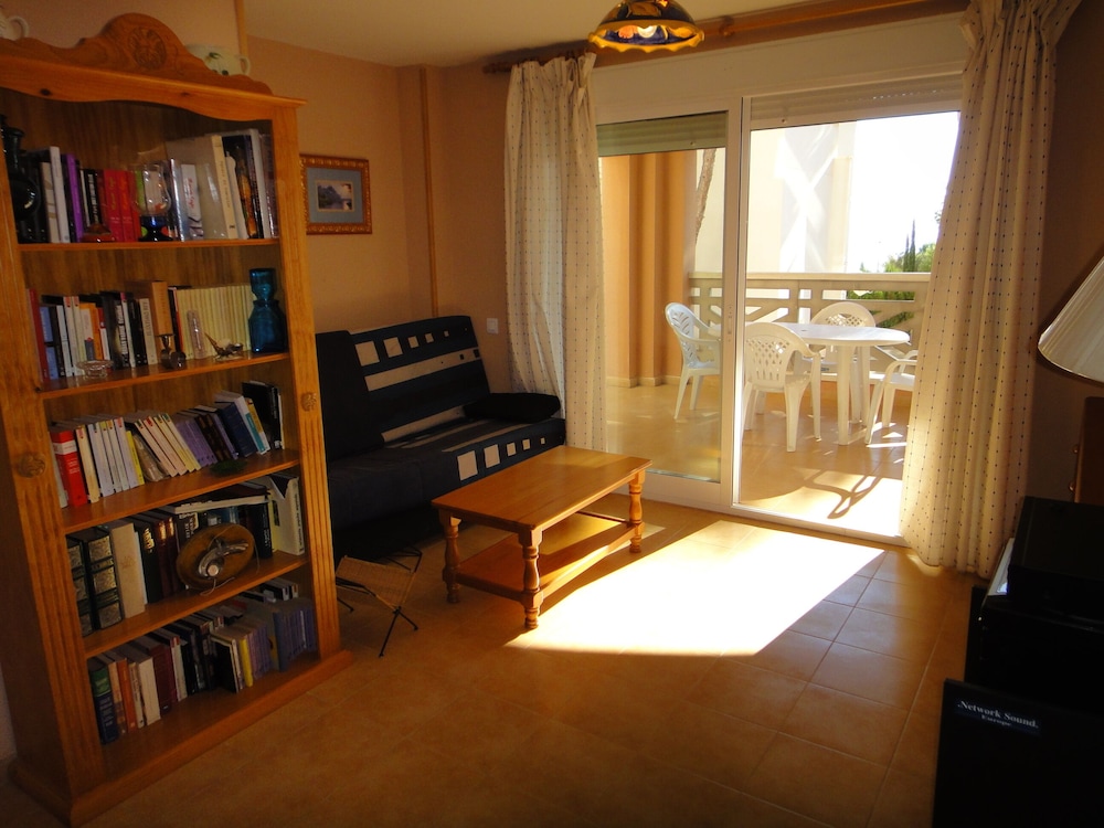 Apartamento, 2 habitaciones, vista al mar