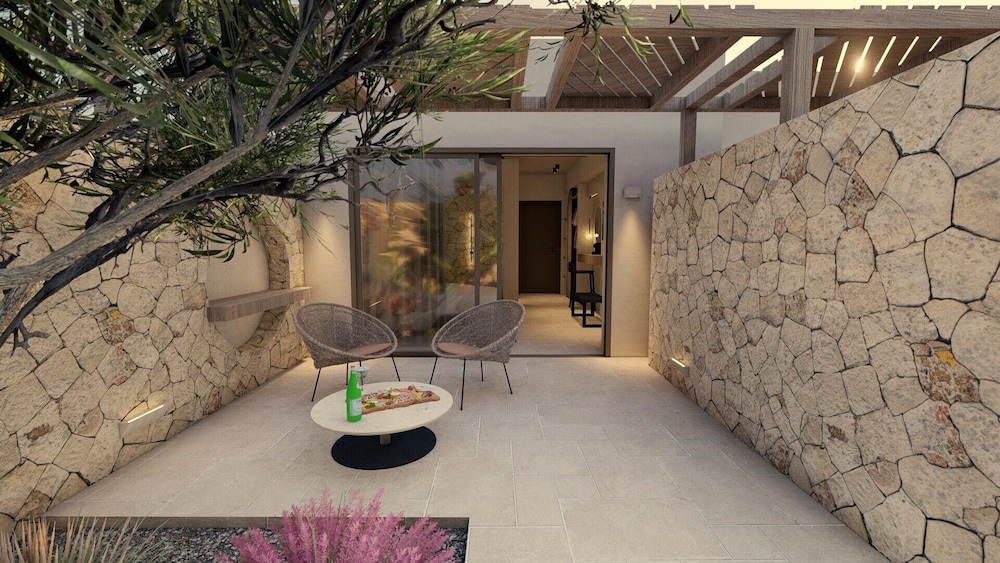 Deluxe Bungalow, Garden View - Photo 2