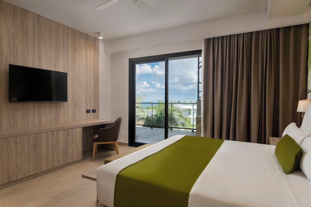 Master Suite With Elite Service