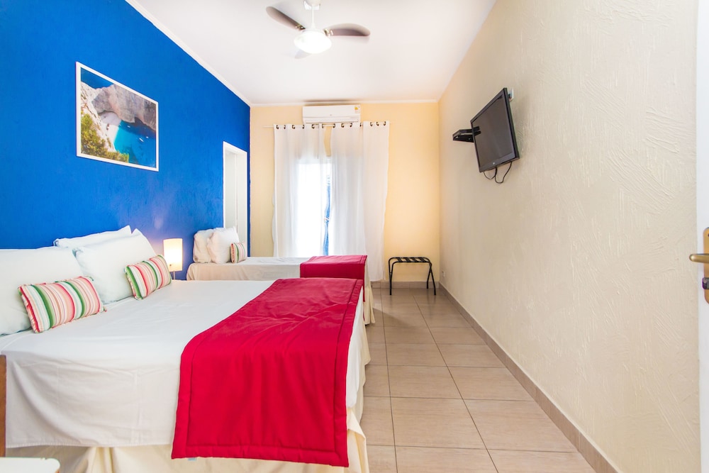Standard Triple Room - Photo 12