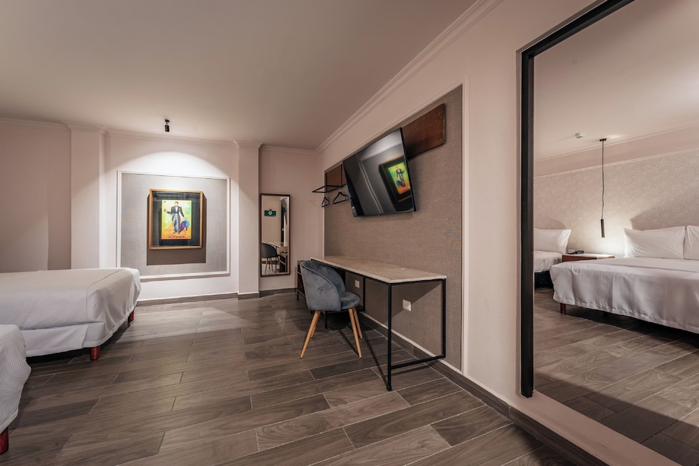 Double Room - Photo 2