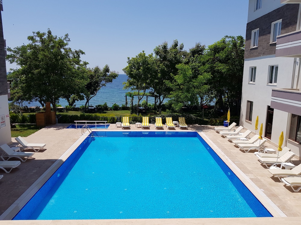 Family Suite, 2 Bedrooms, Connecting Rooms, Sea View photo 2