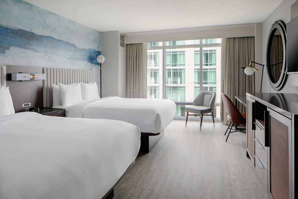 Room, 2 Queen Beds - Photo 3