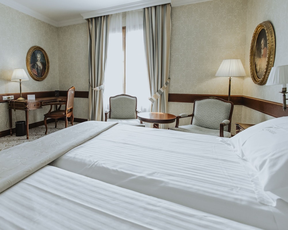 Standard Double Room - Photo 4