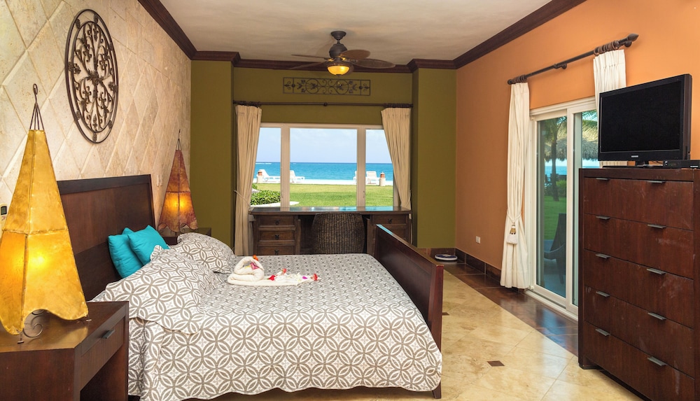 Luxury Apartment, 4 Bedrooms, Ocean View photo 2