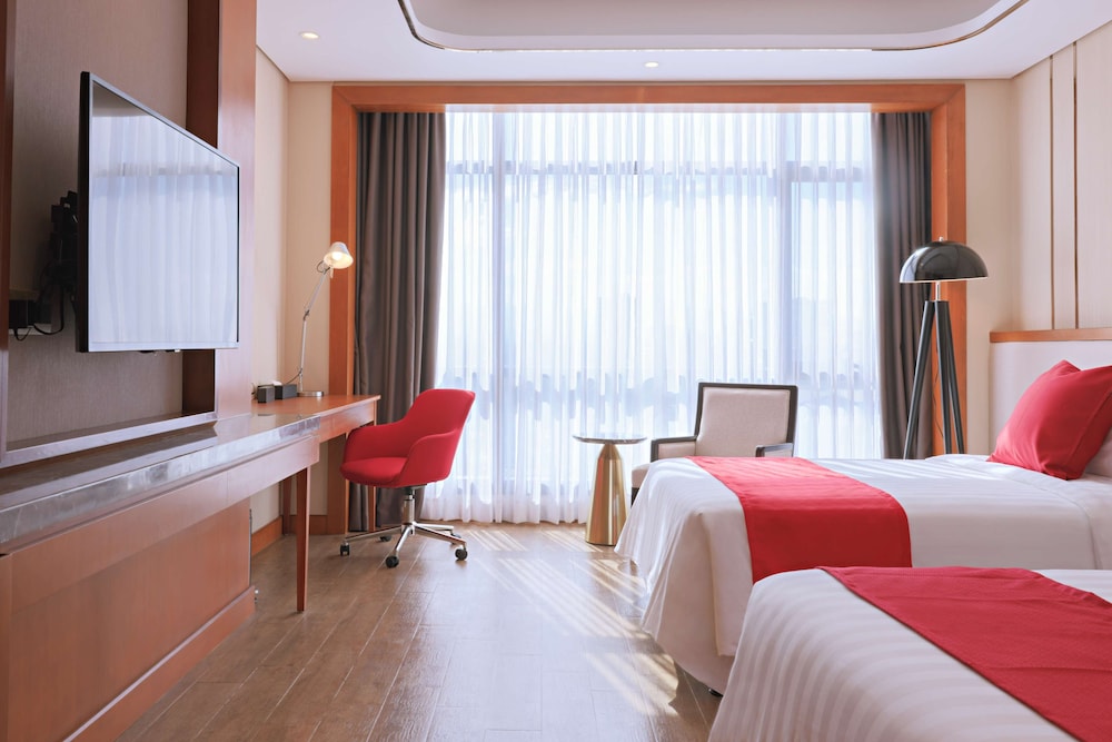 Superior Room, 2 Twin Beds, Non Smoking - Photo 1
