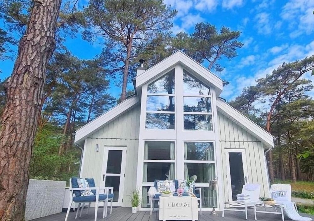 Deluxe House, Ensuite, Sea View photo 2