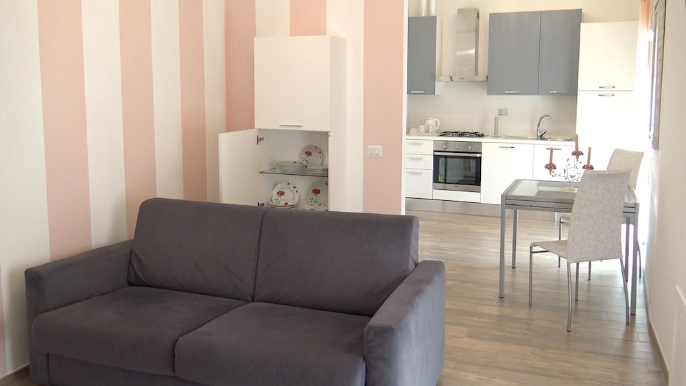 Apartment, Annex Building
