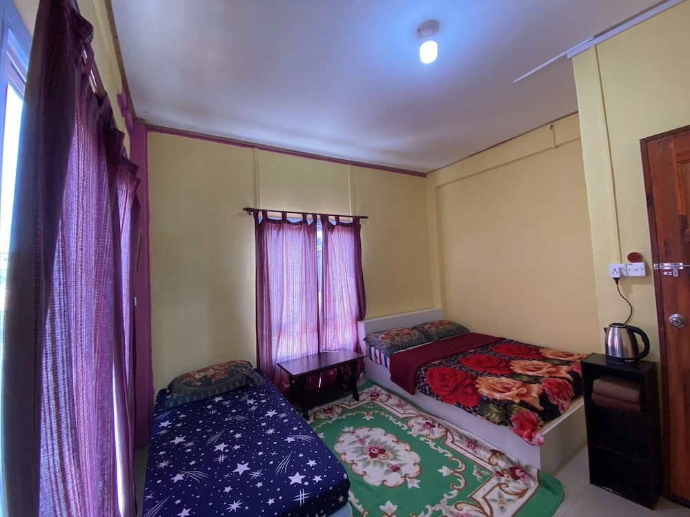 Room No 5 Hola - Photo 6