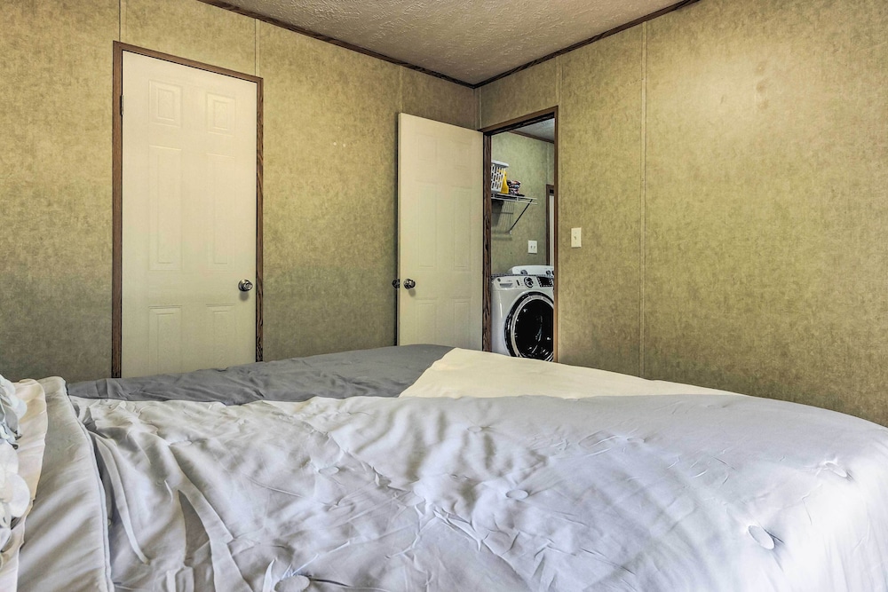 House (2 Bedrooms) photo 2