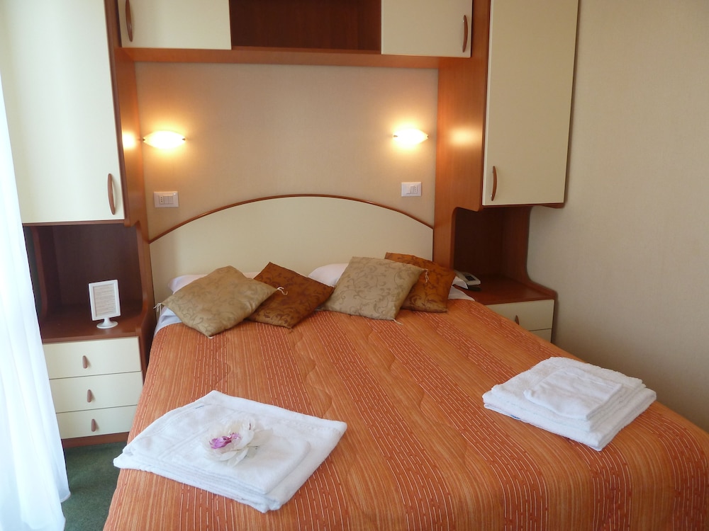 Double Room, Sea View