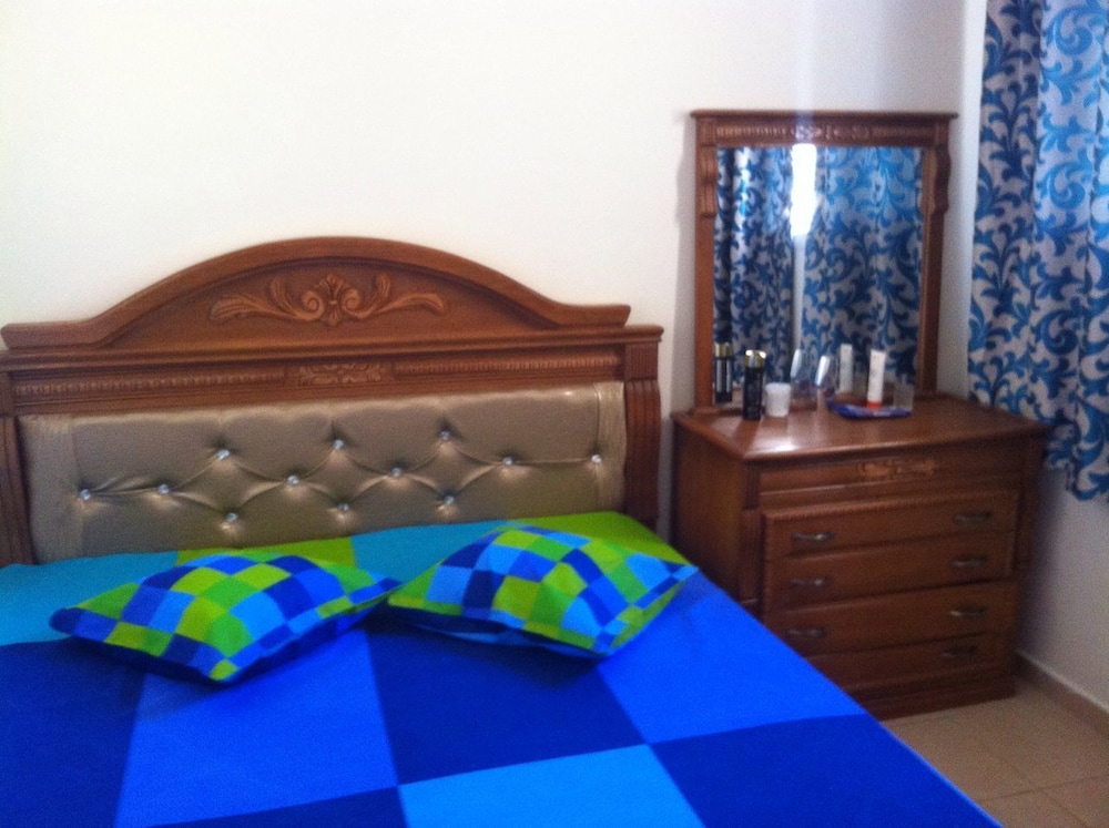 Apartment photo 2