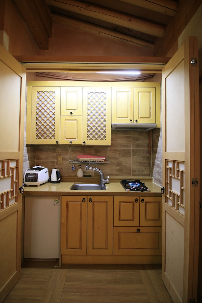 Room, Kitchenette (Ondol, Free Nature Park) - Photo 3