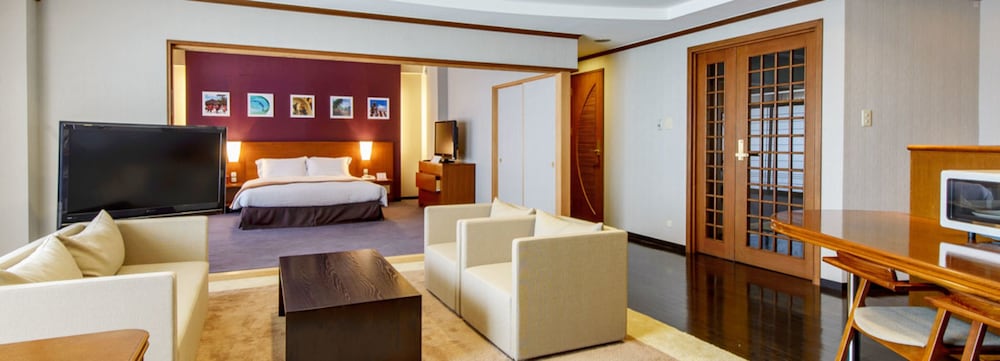 Suite Room (Type A), Non Smoking