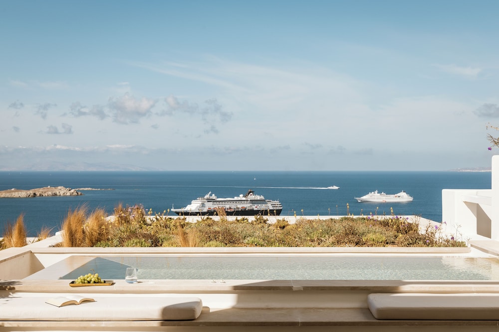 Suite, Private Pool, Sea View - Photo 12