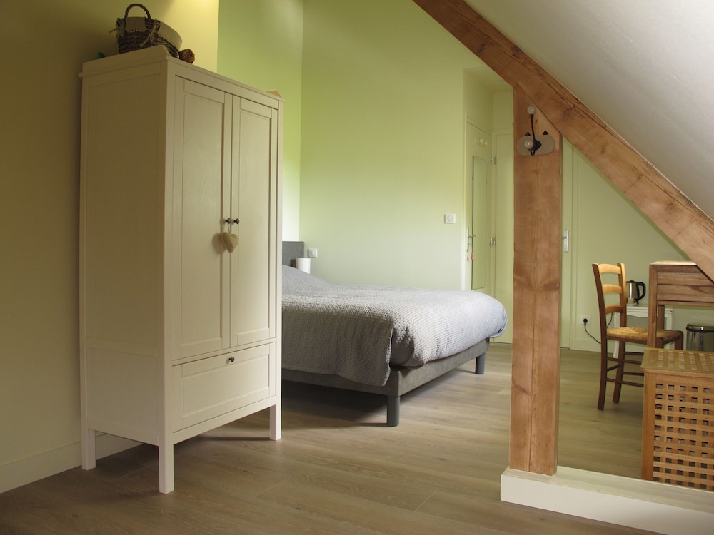 Double Room, Private Bathroom (Les Moutons)