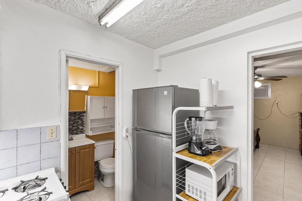 Condo, 1 Bedroom photo 3