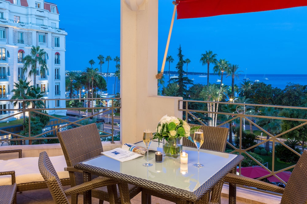 Junior Suite, Terrace, Sea View (Prestige) photo 3