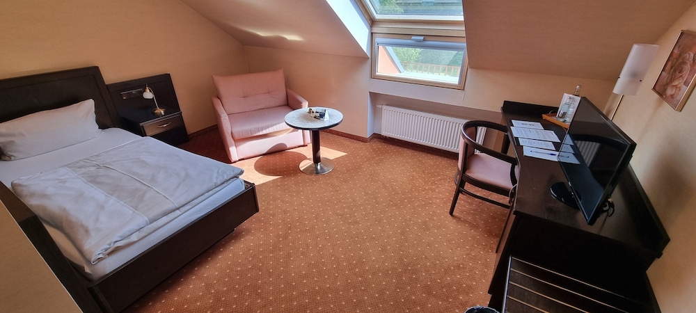 Comfort Single Room