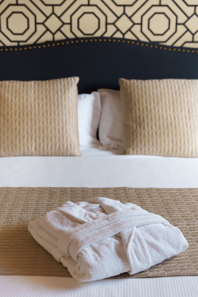 Comfort Room photo 2