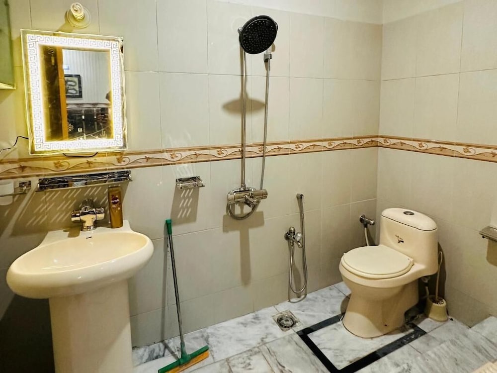 Deluxe Suite photo 3