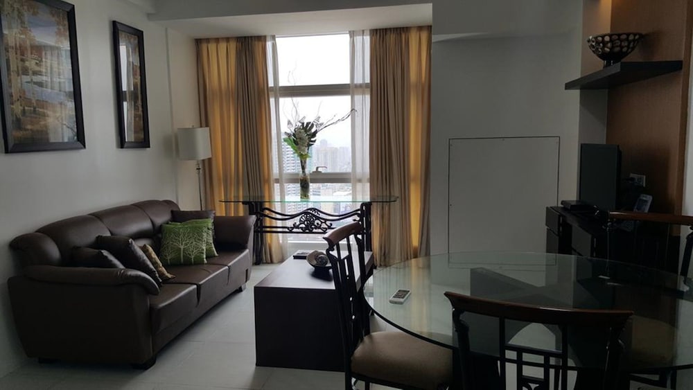 Condo, 1 Bedroom photo 1