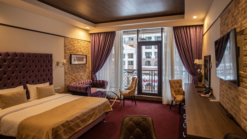 Luxury Studio Suite photo 1