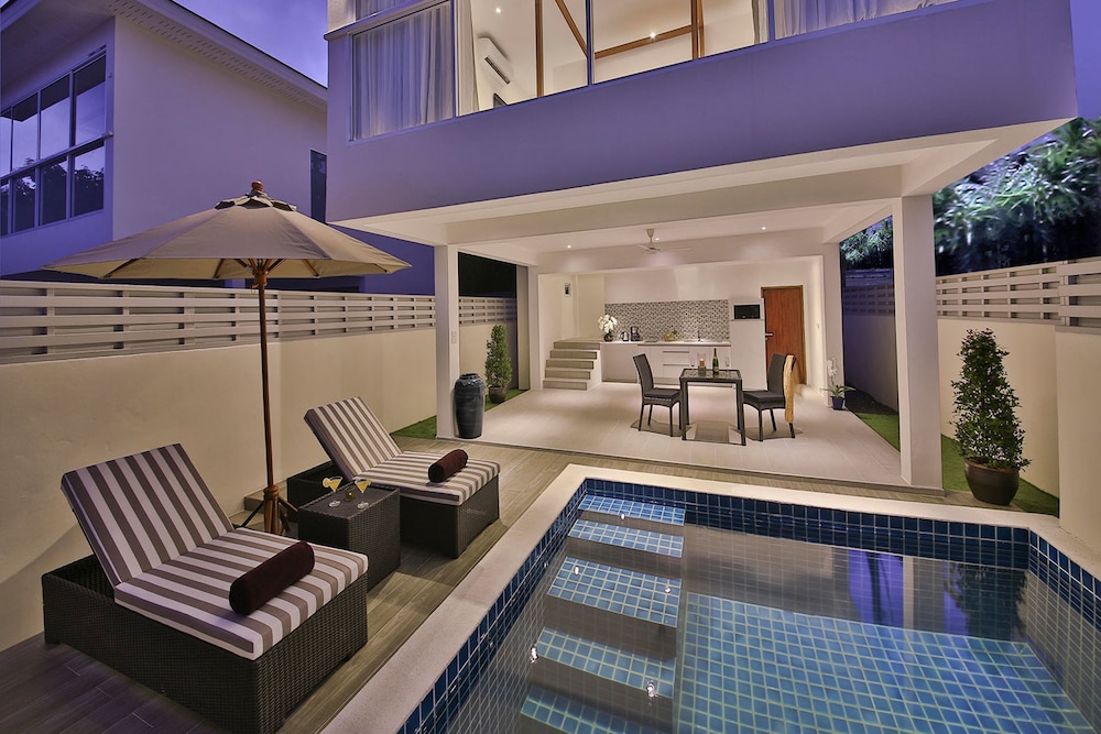 Luxury Pool Villa