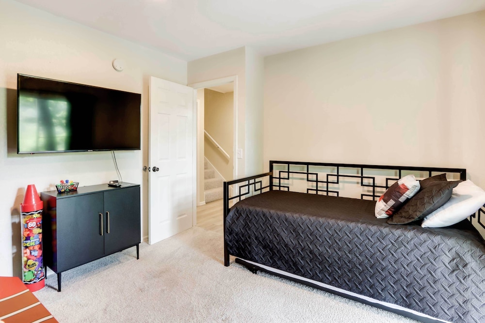 House (4 Bedrooms) photo 1