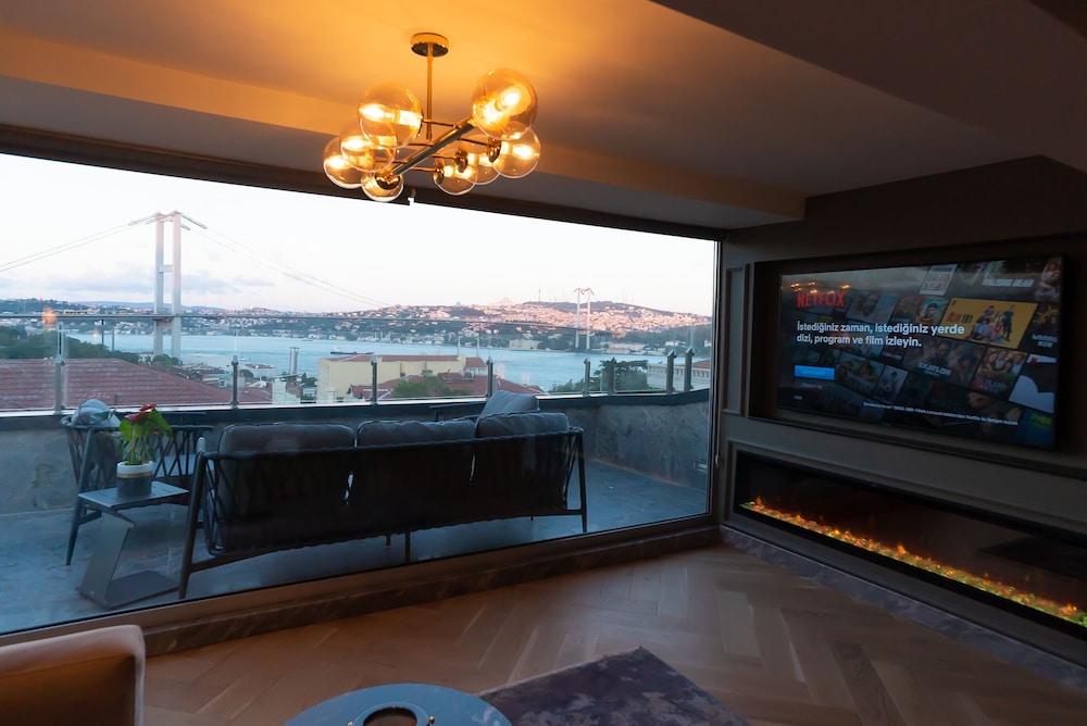 Bosphorus Penthouse photo 1