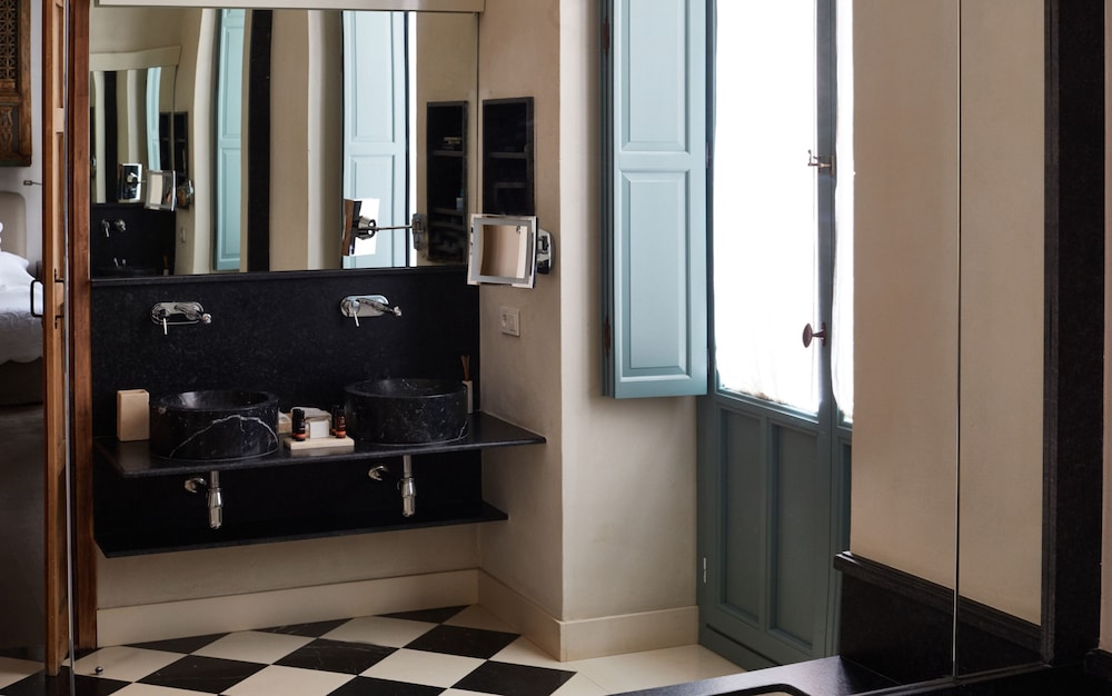 Junior Suite - Photo 7