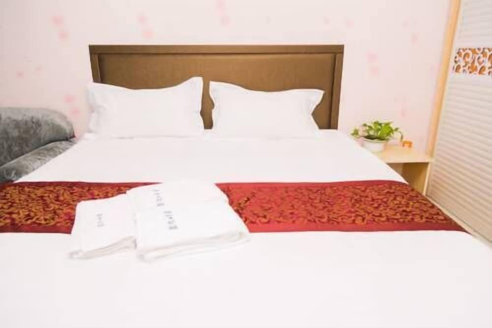 Deluxe Quadruple Room photo 2
