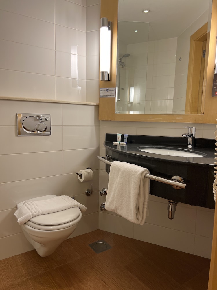 Standard Double Room, 1 King Bed photo 2