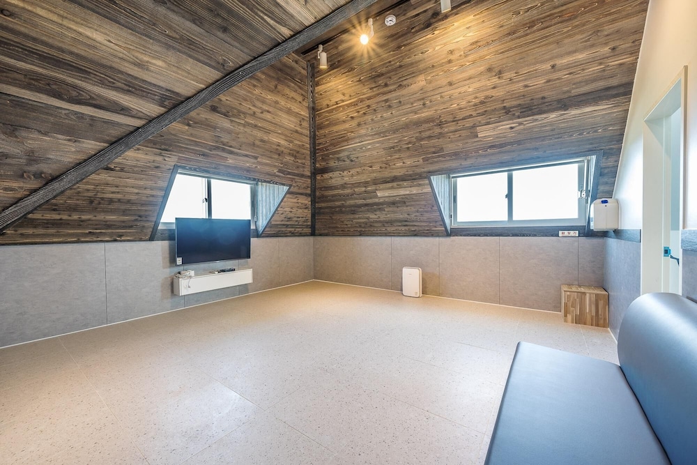 Basic Room, 1 Bedroom (M-A301)