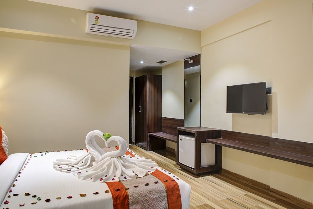 Deluxe Double Room, 1 Double Bed, Non Smoking - Photo 12