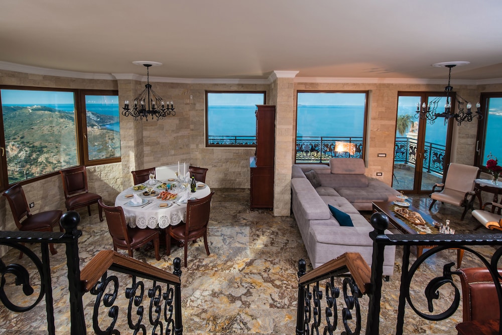 Family Villa, Sea View photo 2