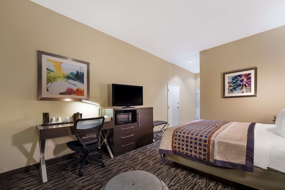 Standard Room, 1 King Bed, Accessible, Non Smoking - Photo 3