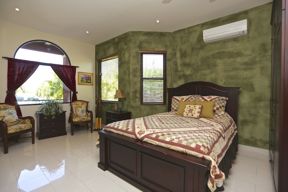 Luxury Villa, 4 Bedrooms, Private Pool, Ocean View photo 3