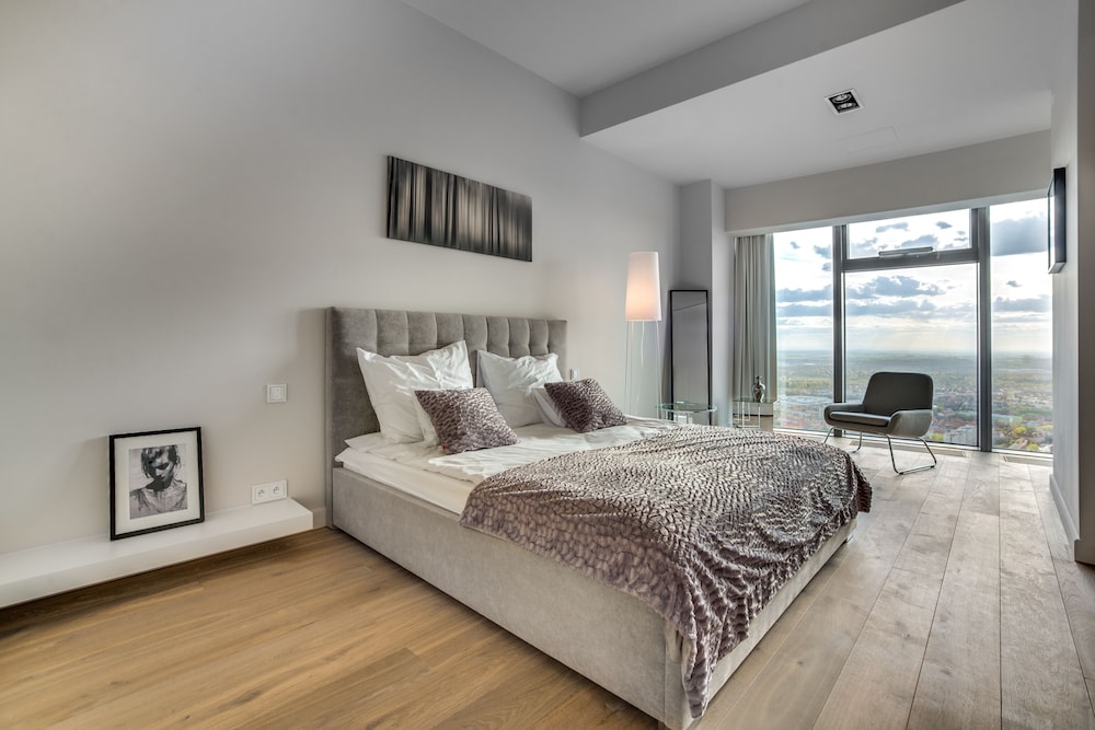 Apartment Penthouse ( 3 rooms, City View) photo 2