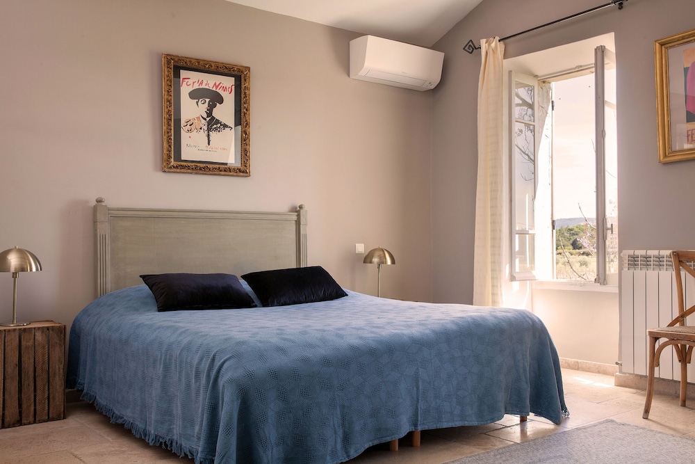 Deluxe Room - Photo 1