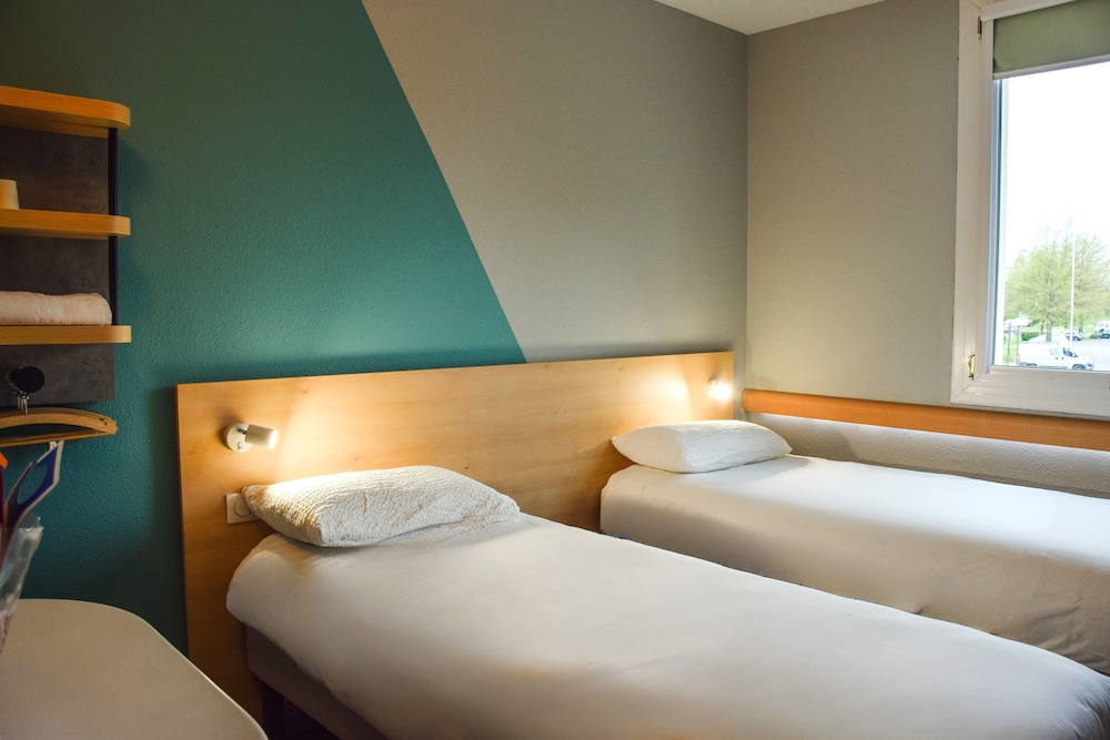 Basic Room, 2 Twin Beds