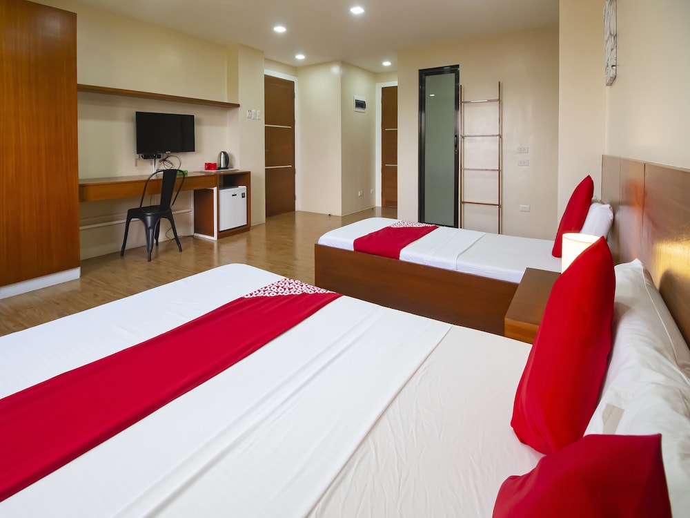 Deluxe Triple Room - Photo 5