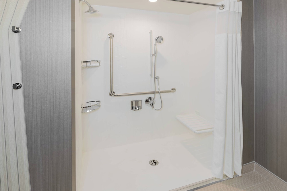 Junior Suite, 1 Bedroom, City View photo 3