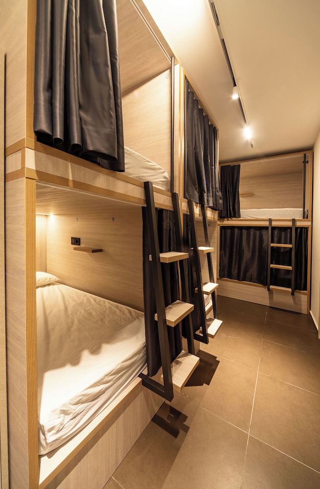Superior Shared Dormitory, Women only photo 3