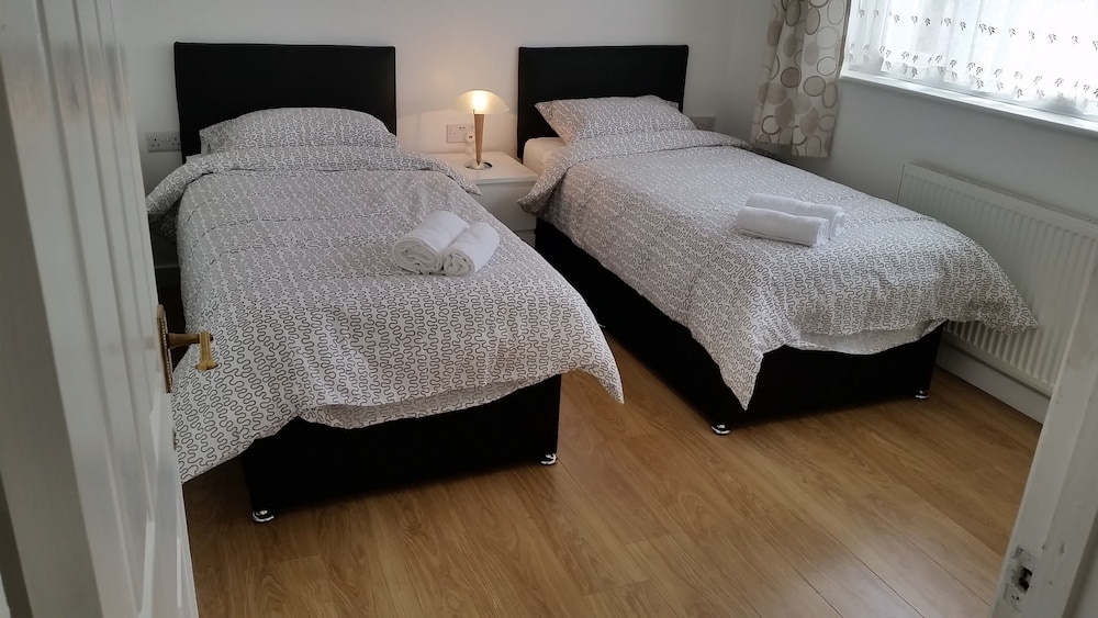 Family Bungalow, 4 Bedrooms photo 1