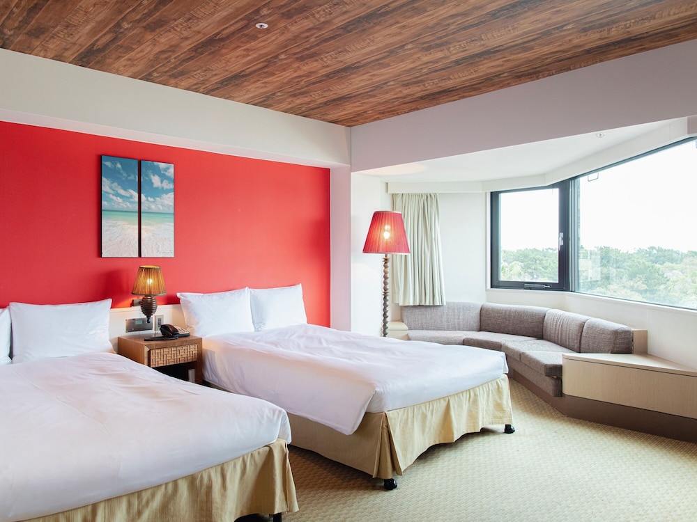 Superior Twin Room, Non Smoking (Upper Floor) - Photo 4