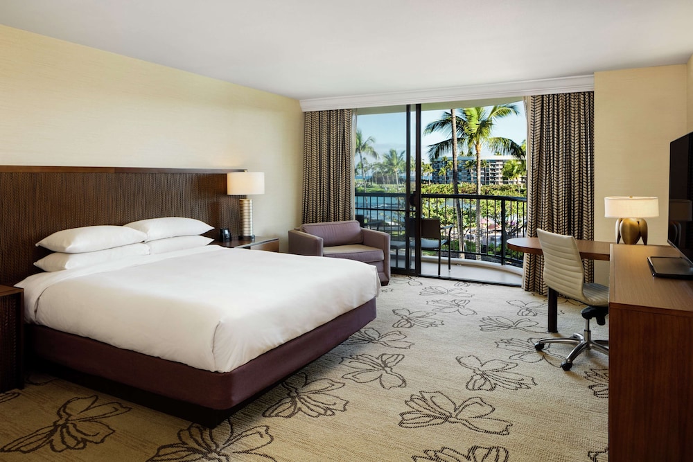 Makai Room, 1 King Bed, Ocean View