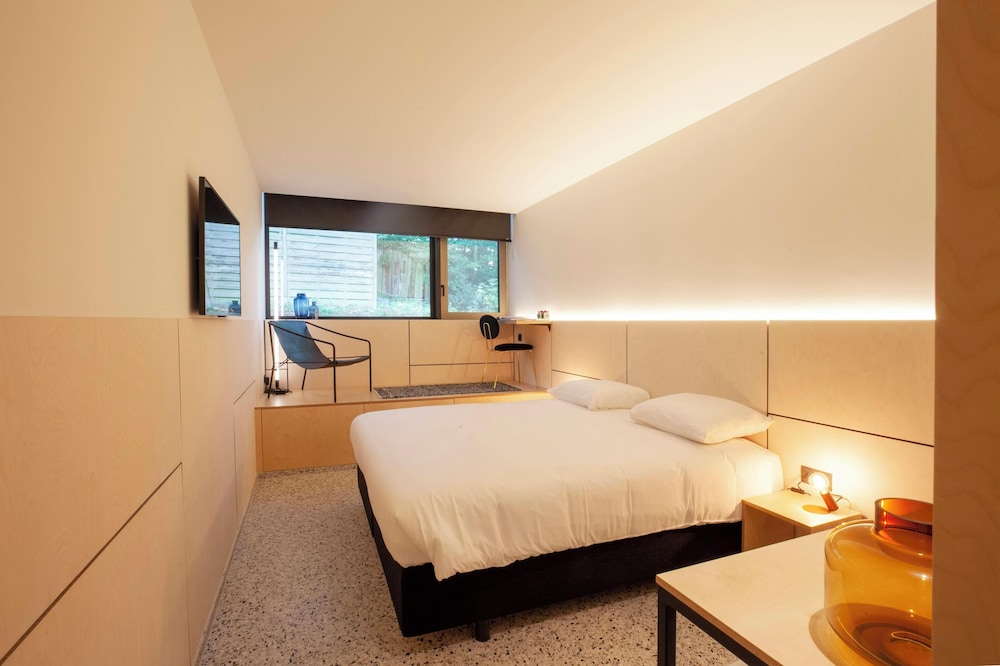 Design Double Room Single Use